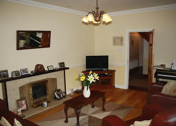 Palmgrove לינה וארוחת בוקר ליסטוול